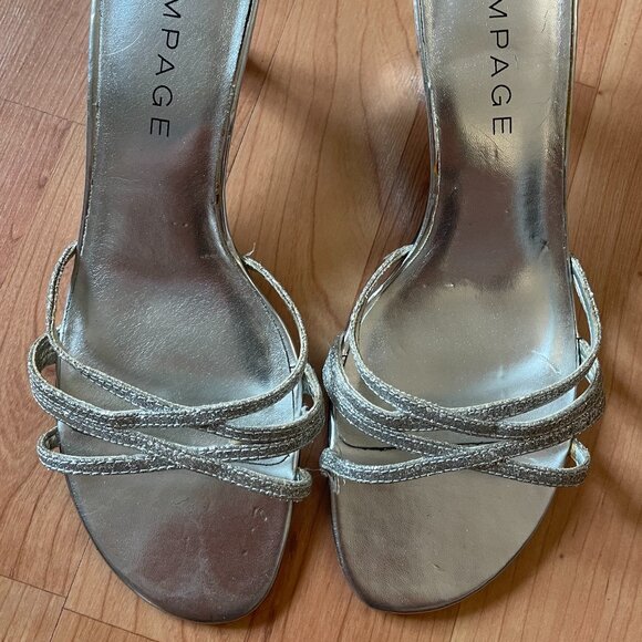 Rampage Metallic Silver Heels - Picture 4 of 5